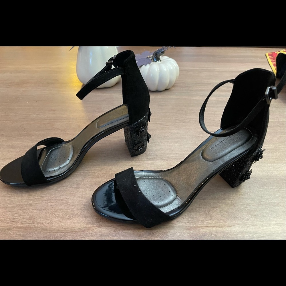 Kenneth Cole Reaction Heels